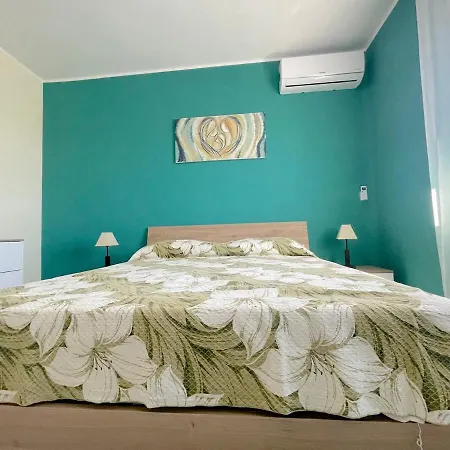 Apartment Tinhouse Lecce